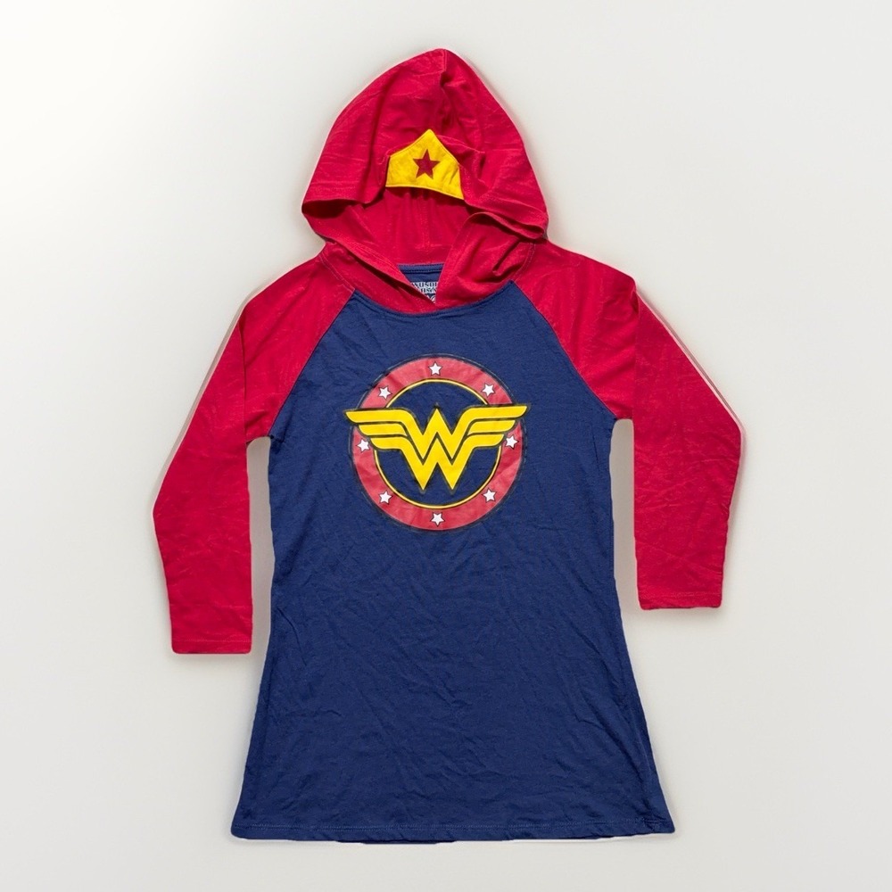 DC Comics Wonder Woman Hoodie Graphic Raglan T Shirt M Long Sleeve Cosplay Tee